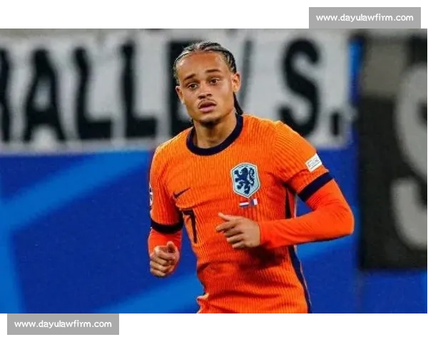 哈维 - 西蒙斯铁心离队!莱比锡标价 7000 万欧待售